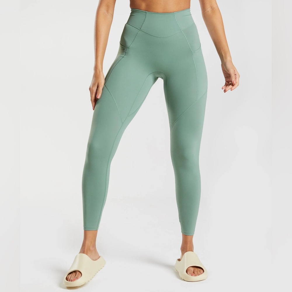 Gymshark Whitney Everyday Pocket Leggings - Leaf Green